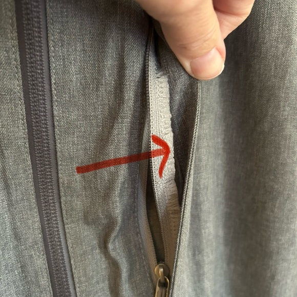 The North Face ThermoBall DryVent Jacket - Picture 13 of 13